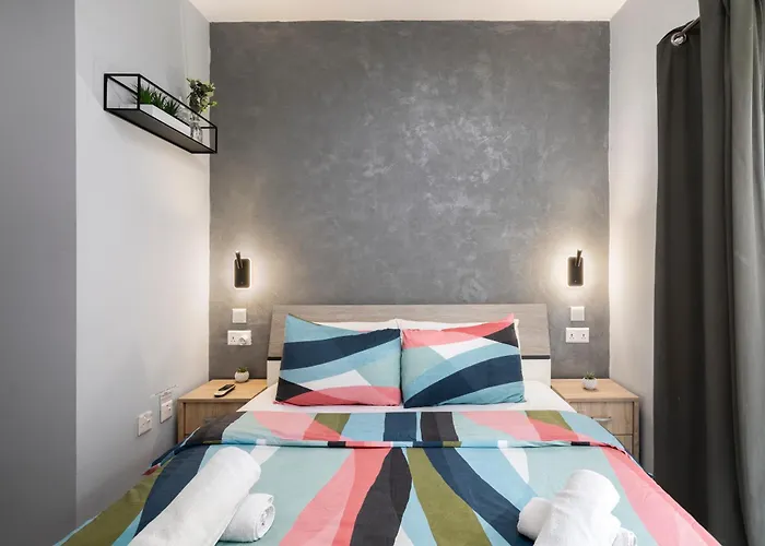 Modern 3 Bedroom & 3 Bathroom Apartment - Near Balluta Bay
