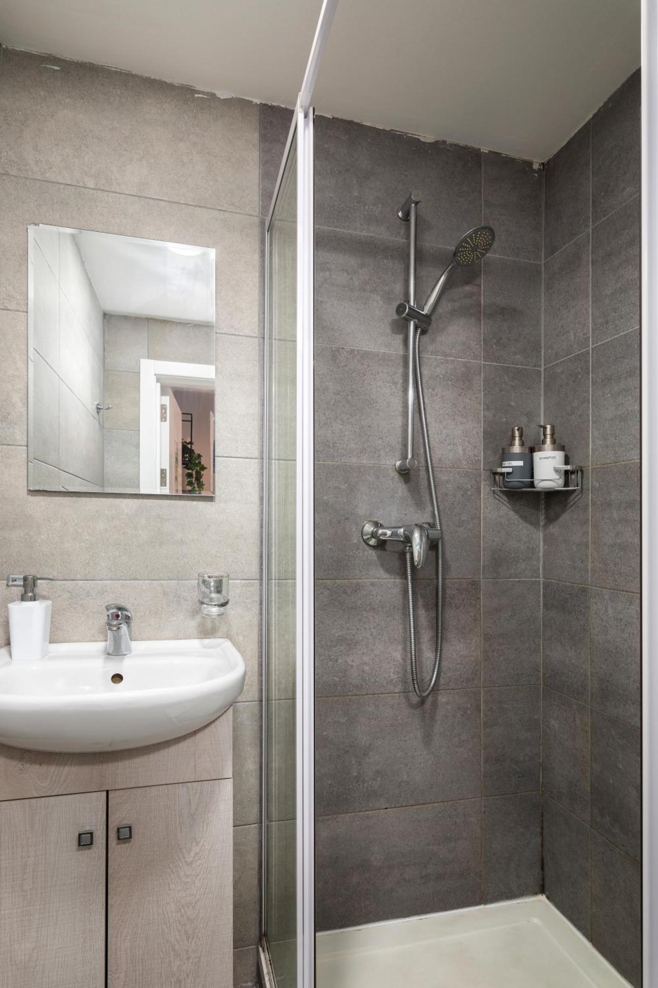 Modern 3 Bedroom & 3 Bathroom - Near Balluta Bay